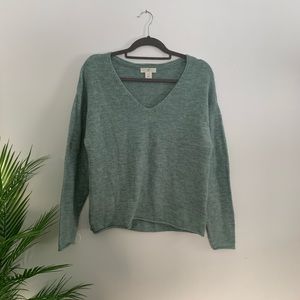 V-neck Sweater